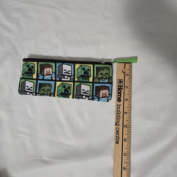 Minecraft Character Pencil Case - Green and Blue - Picture 5 of 5